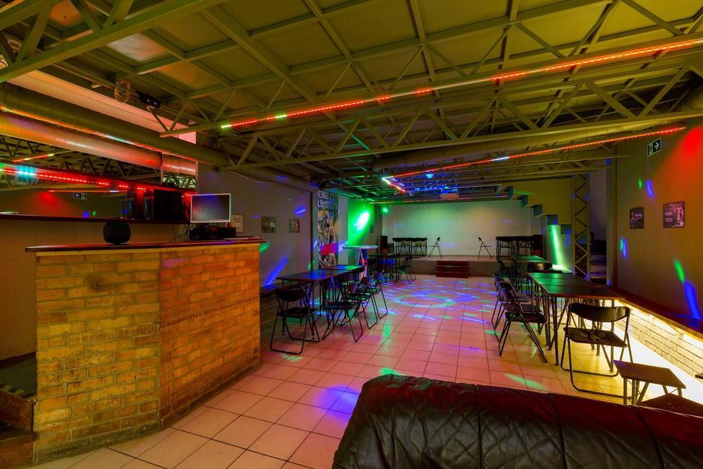 The Bachelor Bar - Bunker | Private Club Villa Budapest Exteriör bild