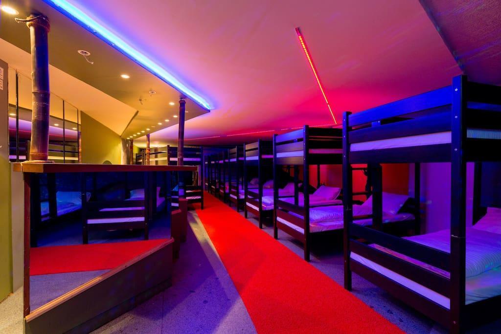 The Bachelor Bar - Bunker | Private Club Villa Budapest Exteriör bild