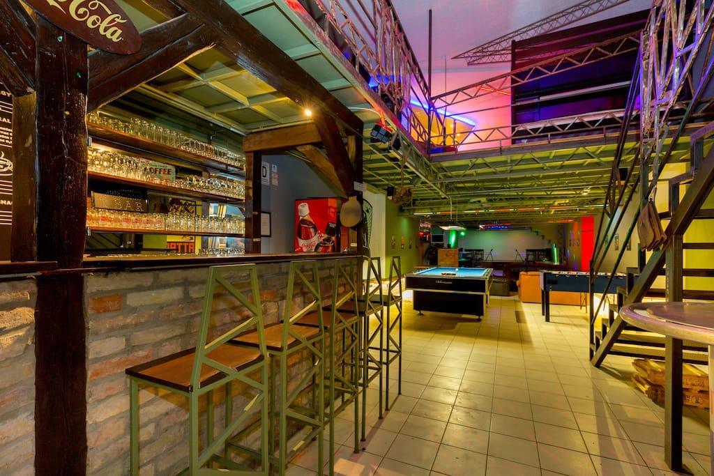 The Bachelor Bar - Bunker | Private Club Villa Budapest Exteriör bild