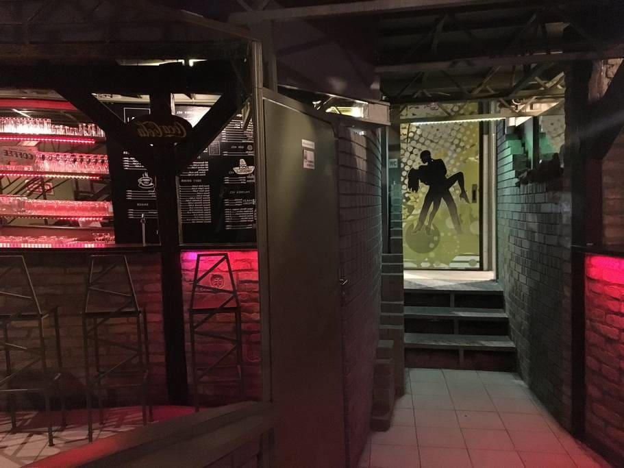 The Bachelor Bar - Bunker | Private Club Villa Budapest Exteriör bild